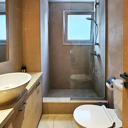 Phaedrus Living Ocean Pearl Апартаменты *